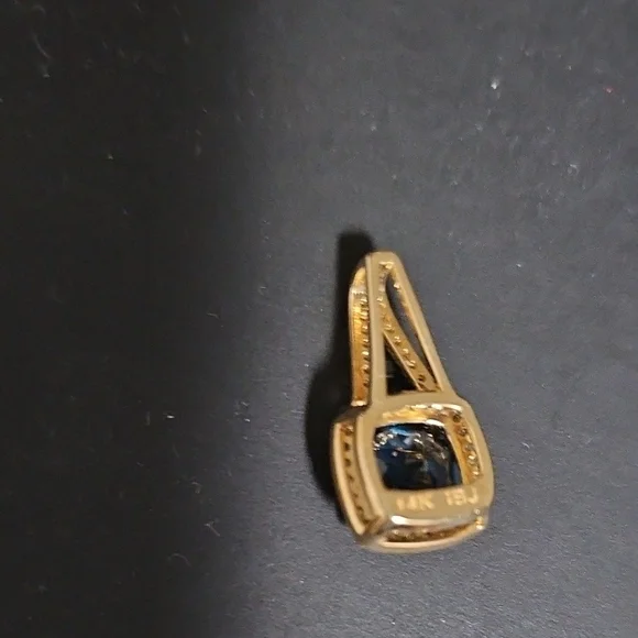 London Blue 14k Yellow Gold Pendant
